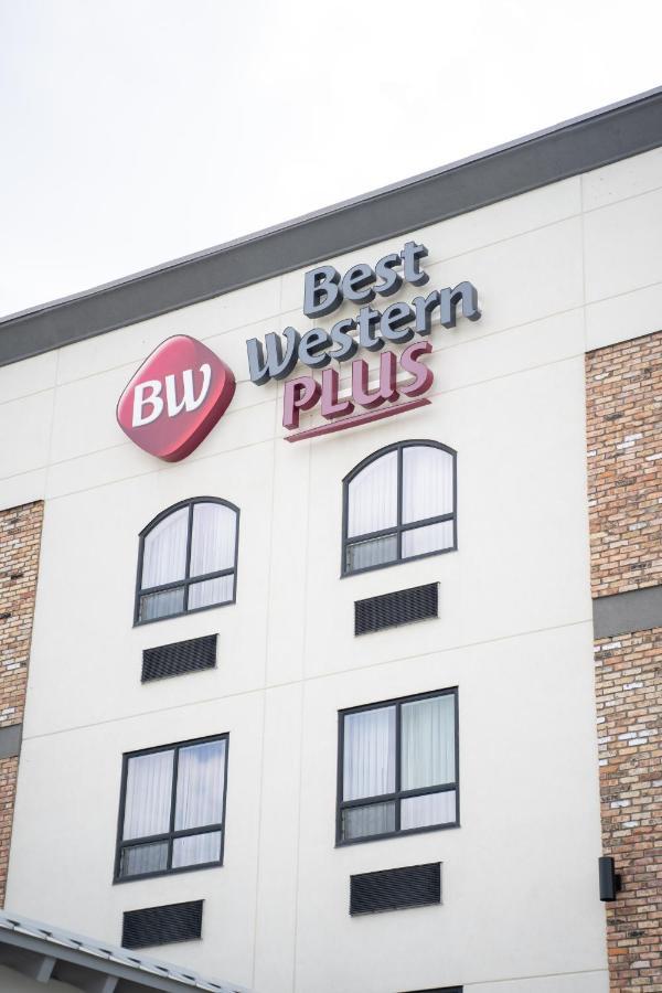 Best Western Plus Airdrie Gateway Exterior photo